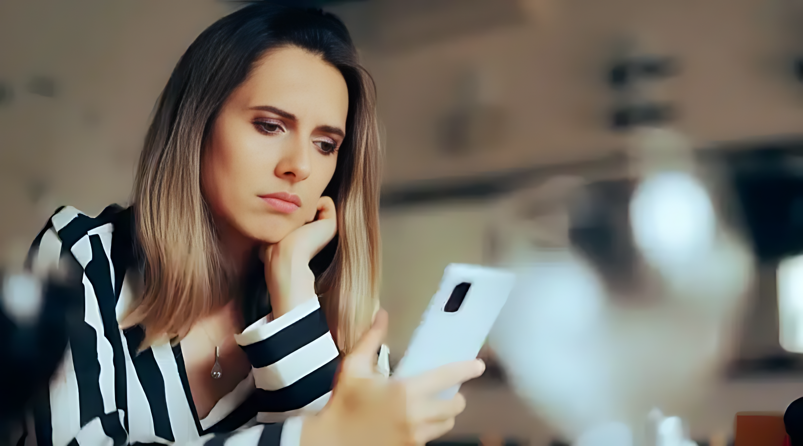 Breadcrumbing in Dating